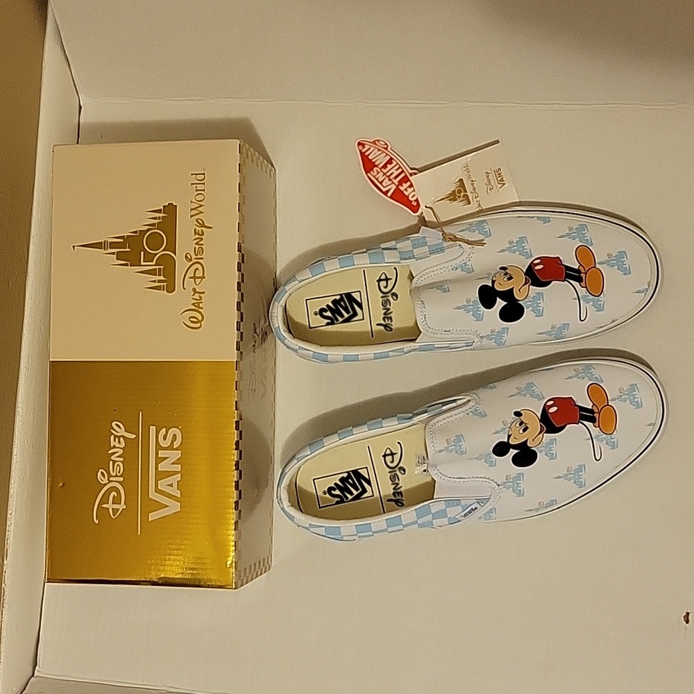 New in Box w/Tags: VANS Disney 50th Anniversary Mickey Mouse Slip On